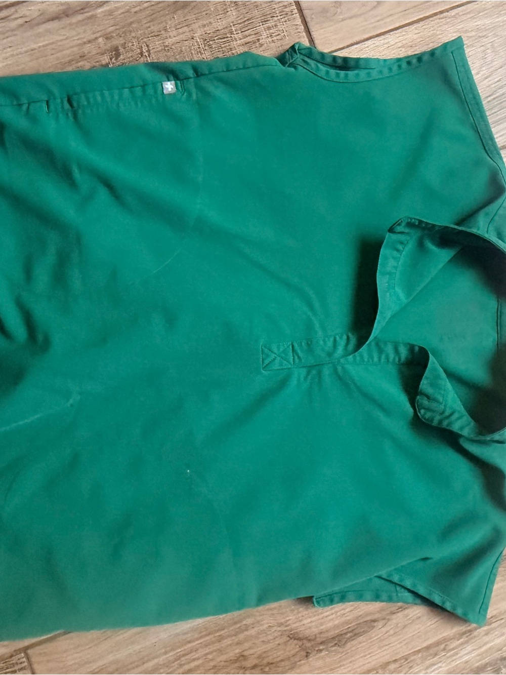 Hunter Green Rafaela
Oversized Scrub Top
S - Hunter Green Classic